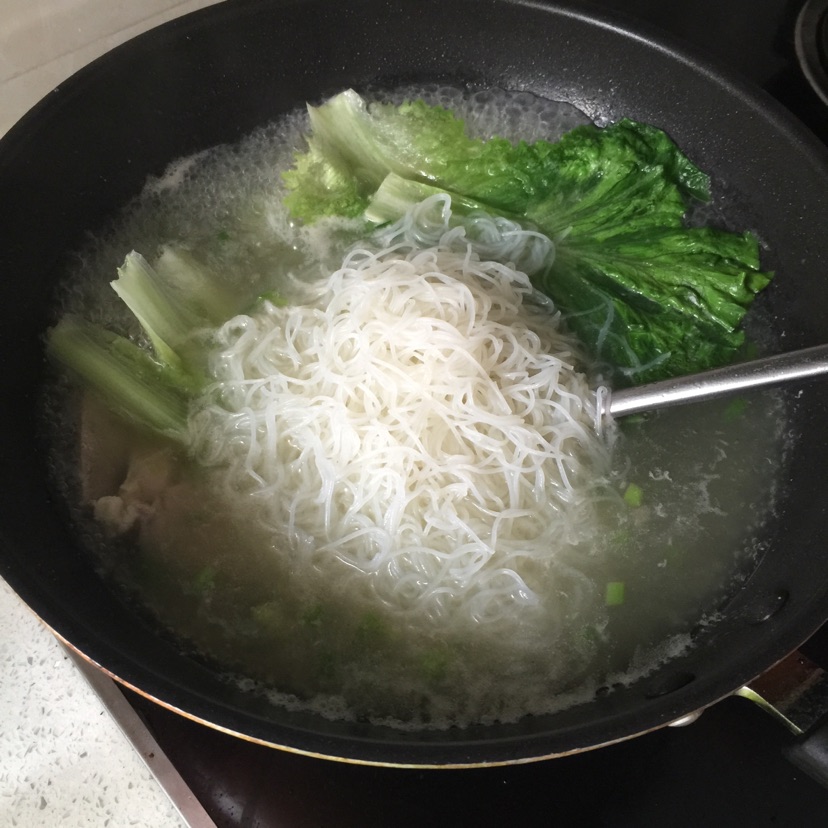 妈妈牌猪肝瘦肉汤米粉的做法图解12