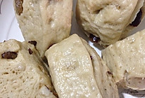 红糖红枣葡萄干馒头（丑八怪）的做法