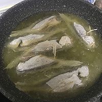 酥炸小黄花鱼的做法图解4