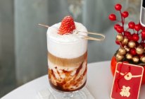 #年夜饭菜谱#暖fufu的草莓绵云热拿铁 的做法