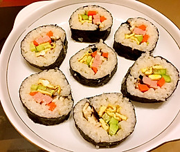 紫菜包饭（不用寿司帘也能做）的做法
