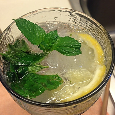 自制无酒精mojito（超简约朴实版）