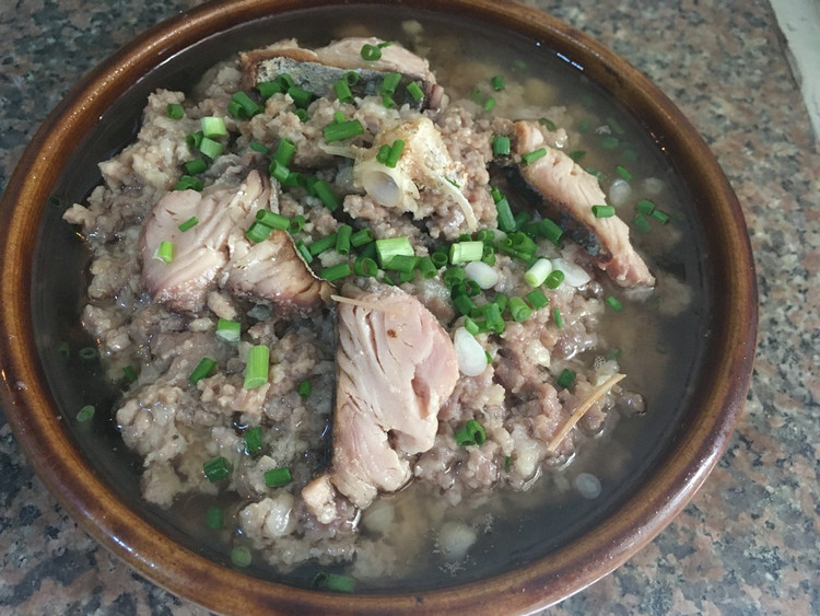 咸鱼蒸肉饼的做法