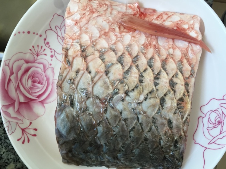 剁椒蒸鱼块的做法图解1