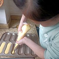#中小学生做饭指南#手指肉松面包的做法图解3