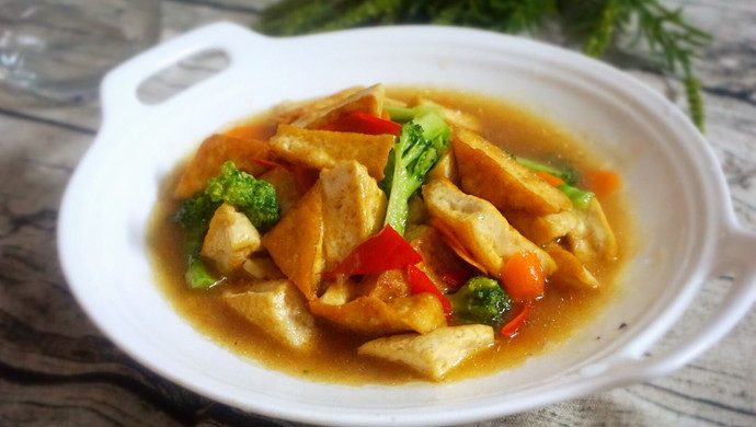 西兰花焖豆腐
