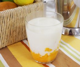 夏日甜品 丝滑浓香--芒果牛奶的做法