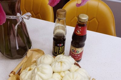 牛肉小笼包