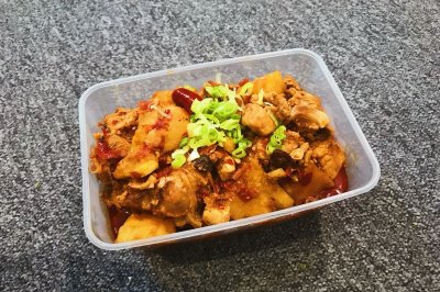 火锅味双薯烧鸡