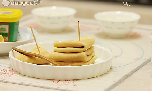 牛奶鸡蛋煎饼的做法