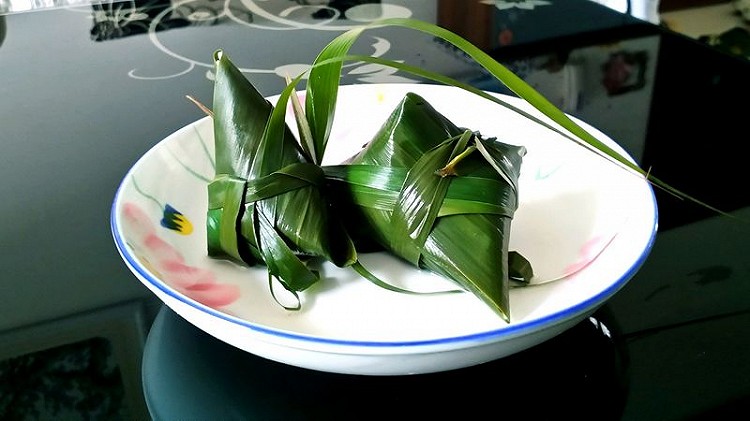 花生蜜枣粽子的做法