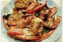 红烧梭子蟹（豆瓣酱，葱，蒜，紫苏）的做法