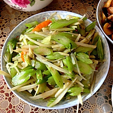 芹菜土豆丝