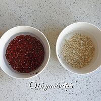 红豆薏米粥的做法图解2