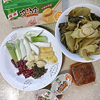 老母鸡浓汤  骨鱼锅的做法图解2