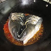 双味剁椒鱼头的做法图解4