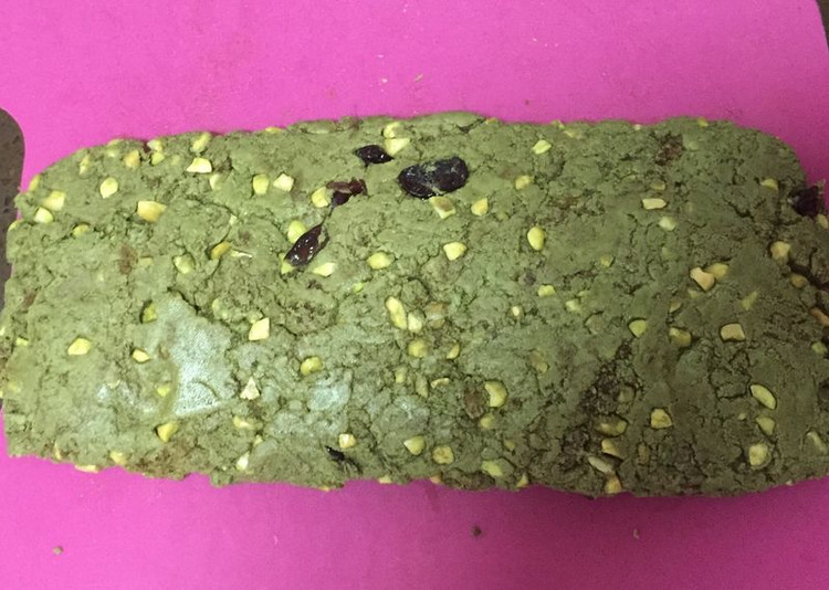 抹茶蔓越梅牛扎糖的做法
