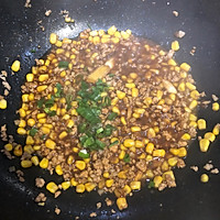 水煮四季豆之玉米肉沫盖的做法图解14