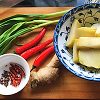 酸菜炒肥肠的做法图解9