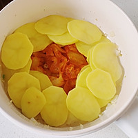 辣白菜豆腐汤#暖冬酱在手，嗨吃部队锅#的做法图解7