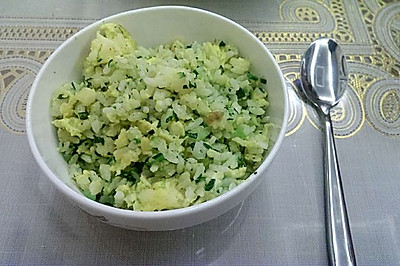 翻氏菜炒蛋饭