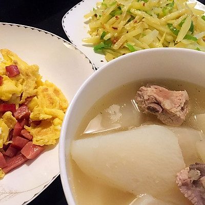 养生萝卜小排汤