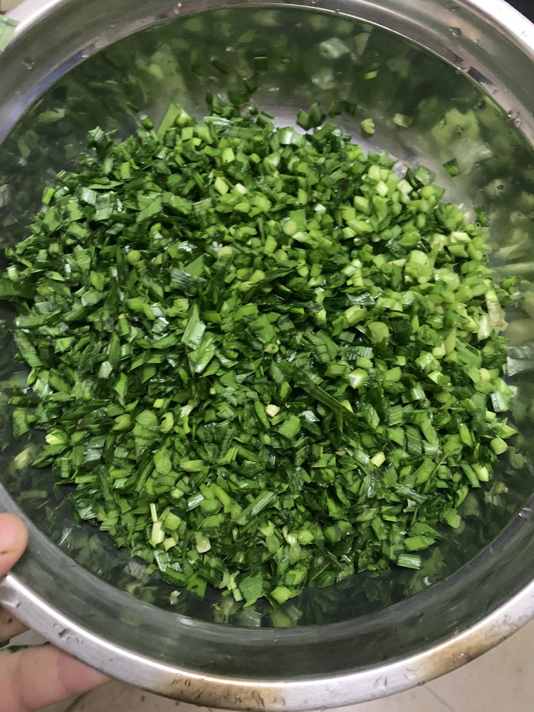 韭菜鸡蛋饺子的做法