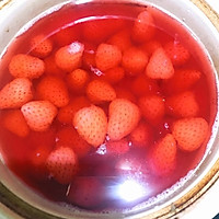 冰糖草莓的做法图解4