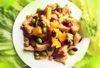 蔓越莓干三色鸡丁#莓汁莓味#的做法