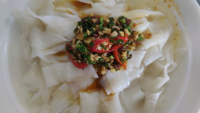 油泼辣子面万能蘸酱，快手早餐