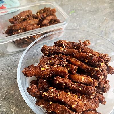 简单易做吃不停口的香辣牛肉干