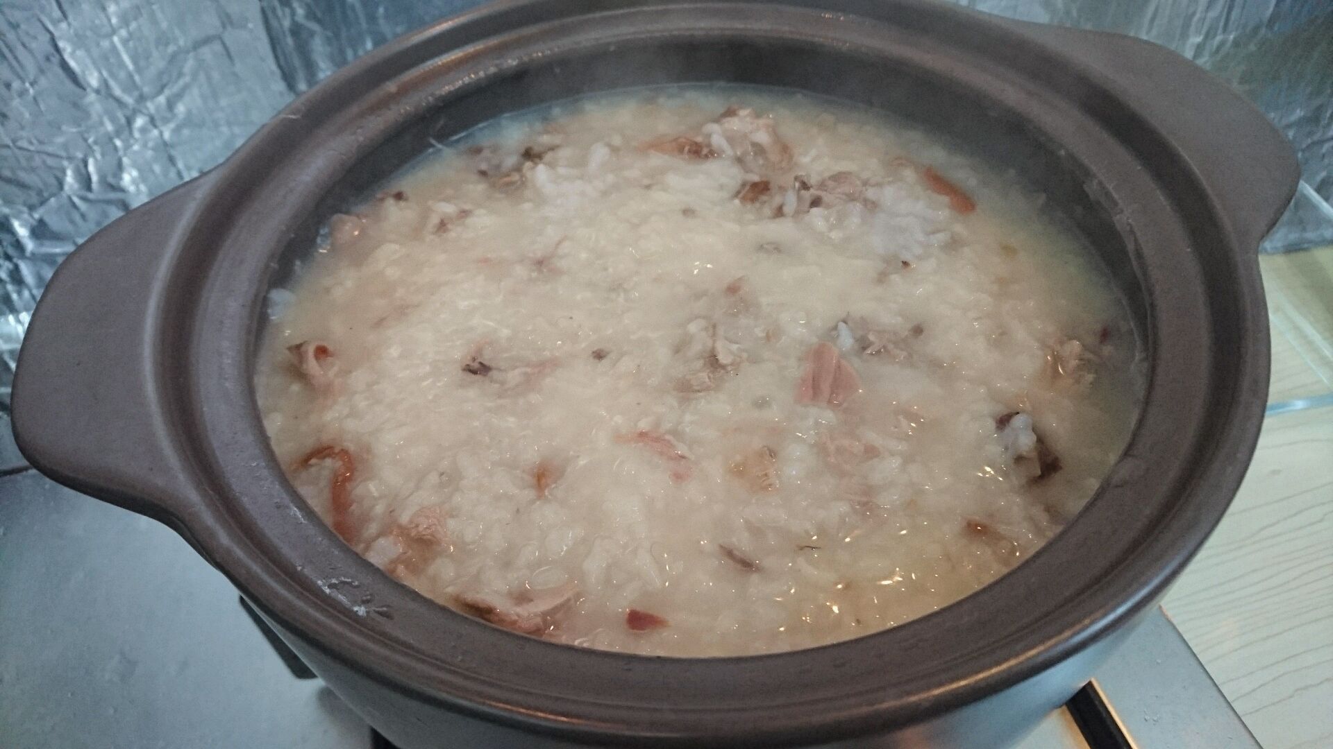 鲜虾海参砂锅粥,鲜虾海参砂锅粥的家常做法 - 美食杰鲜虾海参砂锅粥做法大全