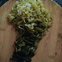 肉末酸菜的做法图解2