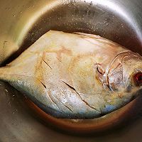 香煎银鲳鱼的做法图解3