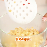 虾青素鸡蛋奶香玉米饼#夏日开胃餐#的做法图解1