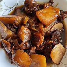 土豆炖牛腩