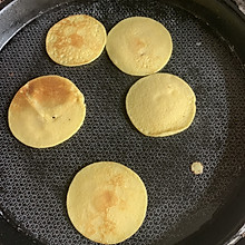 宝宝的小零食——香甜玉米饼