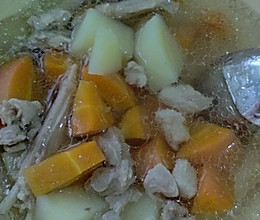 胡萝卜土豆炖羊肉的做法