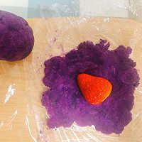 草莓椰蓉紫薯球的做法图解7