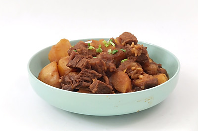 番茄土豆炖牛腩