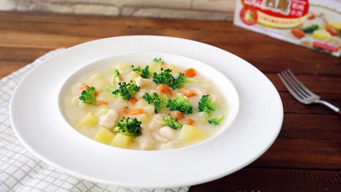 什锦鸡胸奶炖
