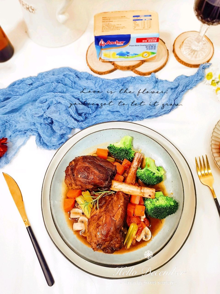 法式红酒烩羊腿的做法