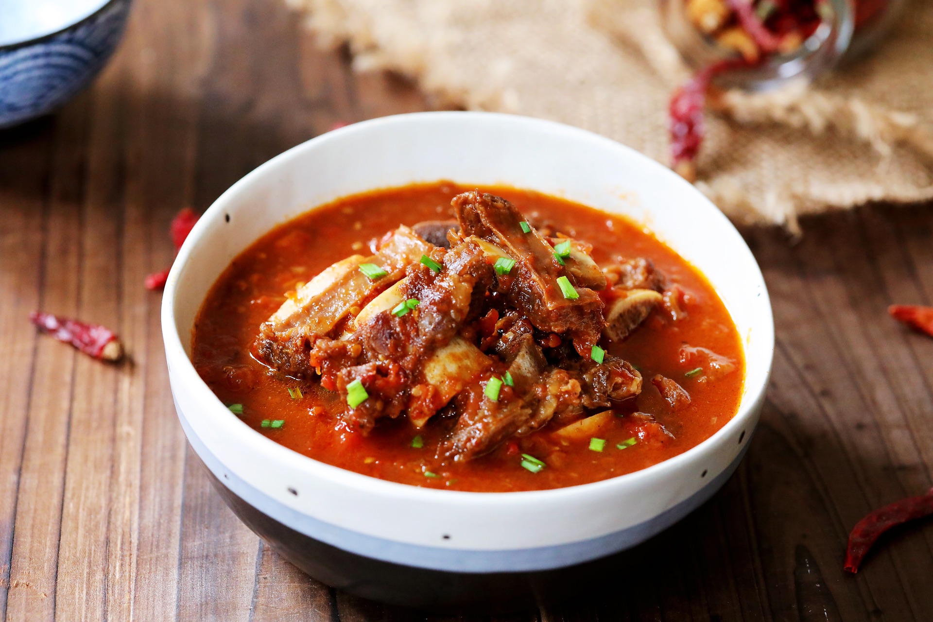 Stewed beef ribs with tomato