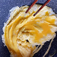 蒜苔炒鸡蛋的做法图解1
