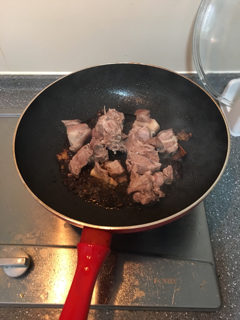 秋冬暖身羊排煲的做法图解2