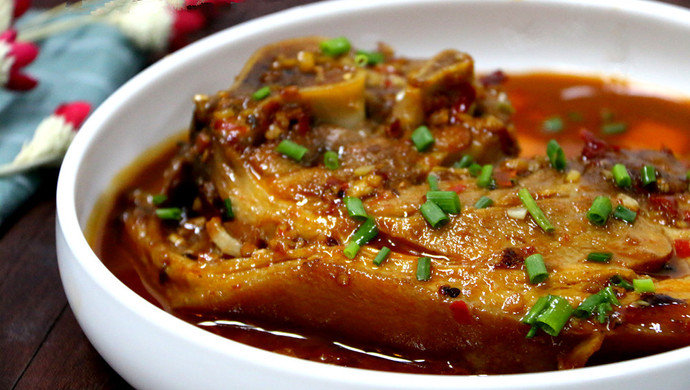 吃肉吗？红烧肘子蹄髈