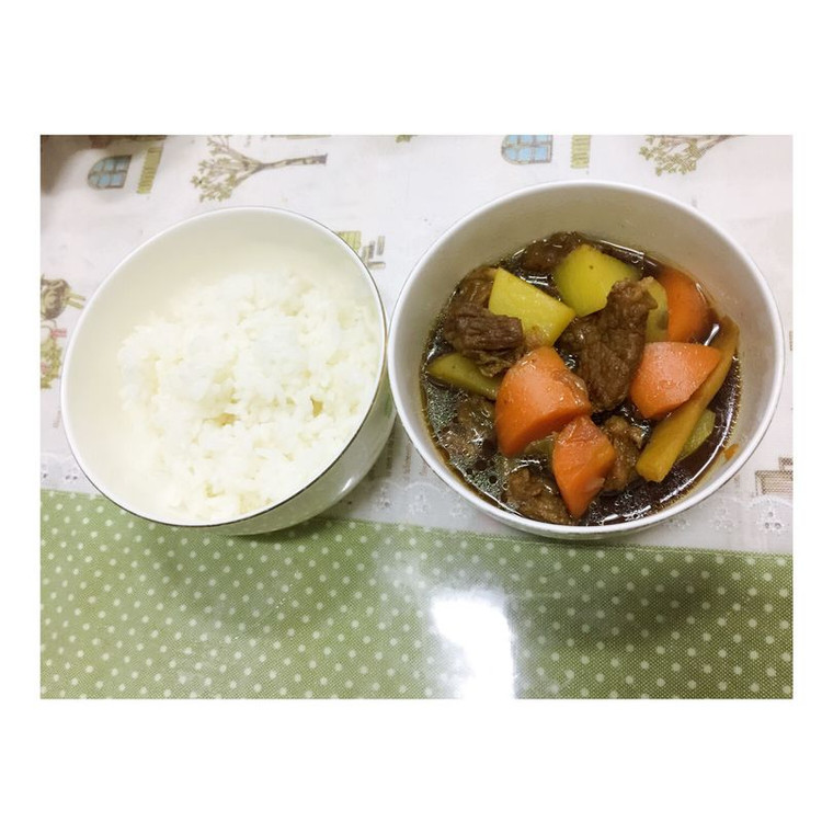 土豆胡萝卜炖牛肉的做法