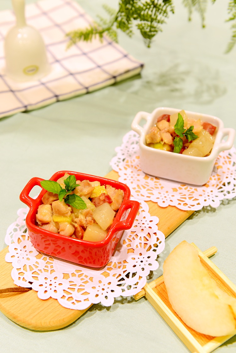 自创菜-润肺去燥-高丽梨炒鸡丁（梨子炒鸡）的做法图解9