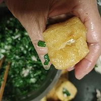 荠菜嵌油豆腐的做法图解11