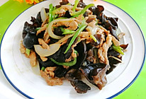 #中秋团圆食味#东北-青椒木耳炒肉的做法